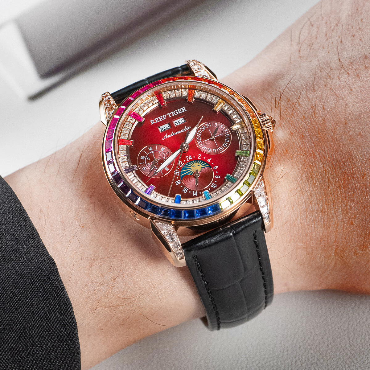 Reef Tiger RGA1988 Burgundy Red Dial Moonphase of Men 42mm Automatic Mechanical Rose Gold Watch - Rainbow Zirconia Bezel