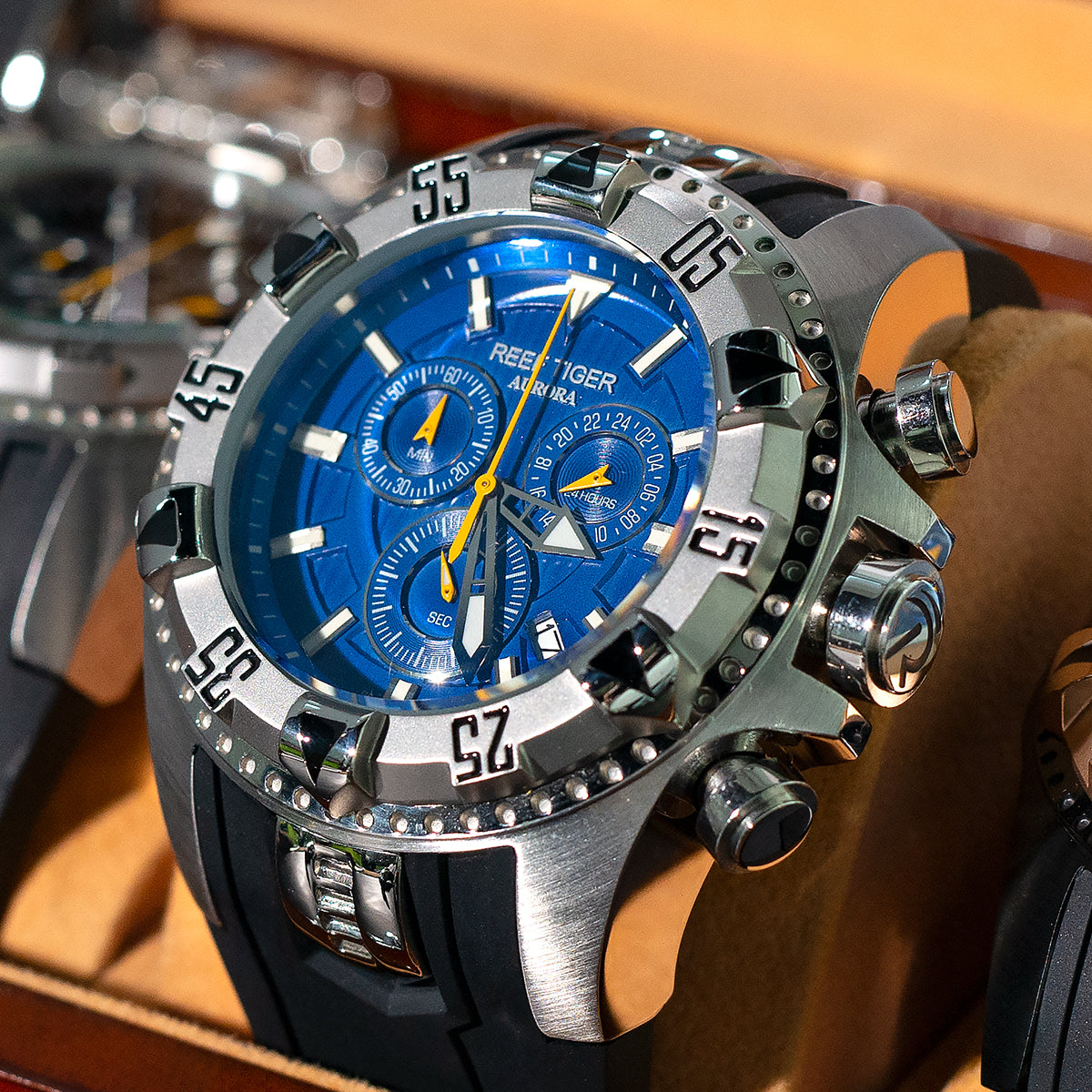 REEF TIGER Aurora RGA303 52mm Big Dial Men Sport Multifunction Quartz Wrist Watch - Luminous Calendar Waterproof Multi Function Men's Watches