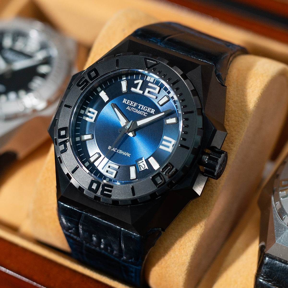 Reef Tiger RGA6903 Black Case Men Mechanical Watches Leather/Rubber/Stainless Steel Diving Watch - Blue Dial & 200M Waterproof