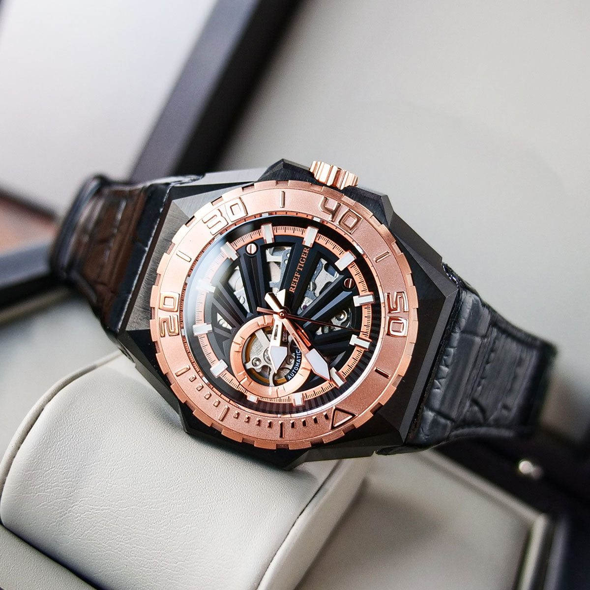 Reef Tiger RGA6903-S Rose Gold 43mm 100M Diving Skeleton Watches - NH36A Movement Mens Automatic Watch