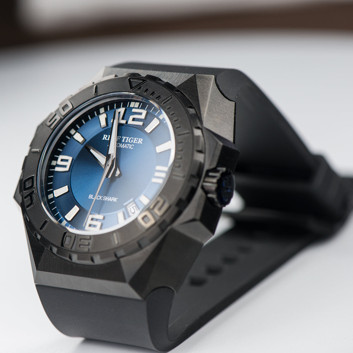 Reef Tiger RGA6903 Black Case Men Mechanical Watches Leather/Rubber/Stainless Steel Diving Watch - Blue Dial & 200M Waterproof